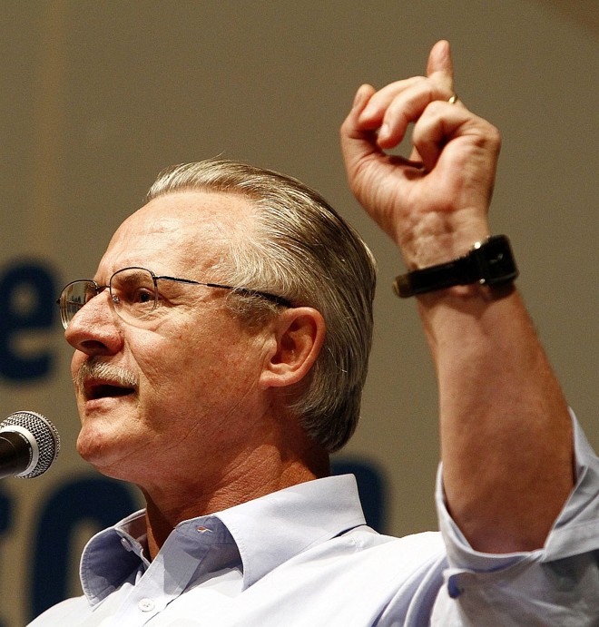 O atual vice-governador, Orlando Pessuti (PMDB), deve assumir mandato-tampão, a partir de abril |