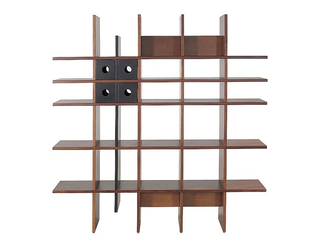 Em madeira de reflorestamento, a Tepui Estante custa R$ 1.998* (com as quatro gavetas), na Tok Stok |