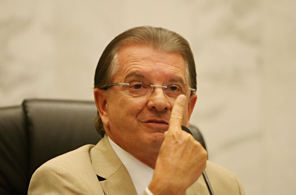 Nelson Justus, em discurso no plenário: promessa de transparência doa a quem doer | Albari Rosa/ Gazeta do Povo