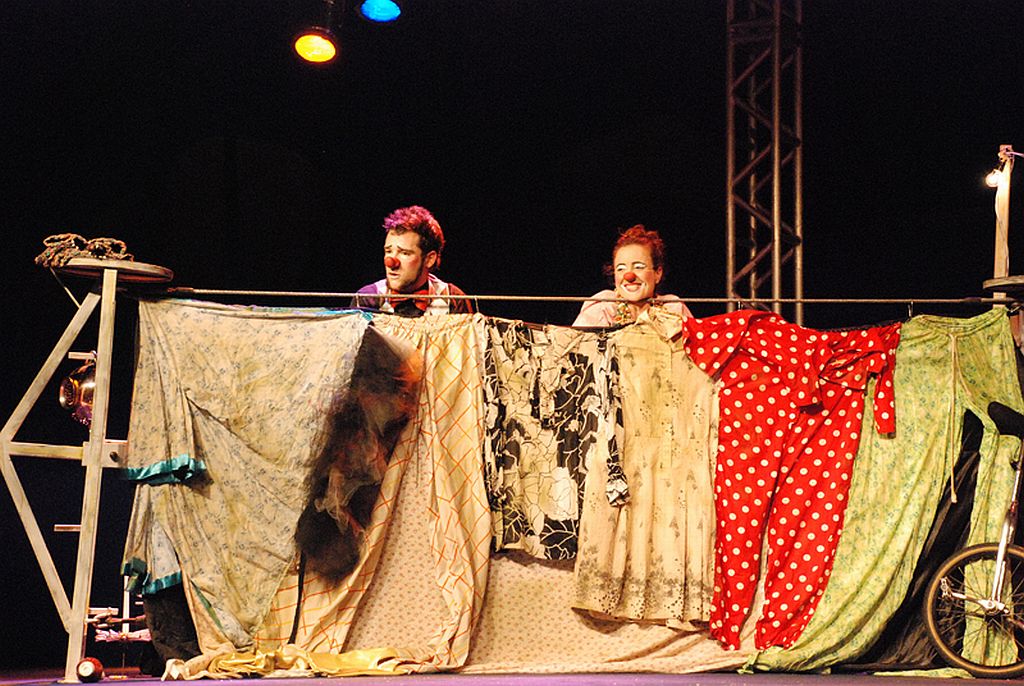 Despautérios, com a Cia. Suno de Arte, dirigida por Domingos Montagner | Divulgação