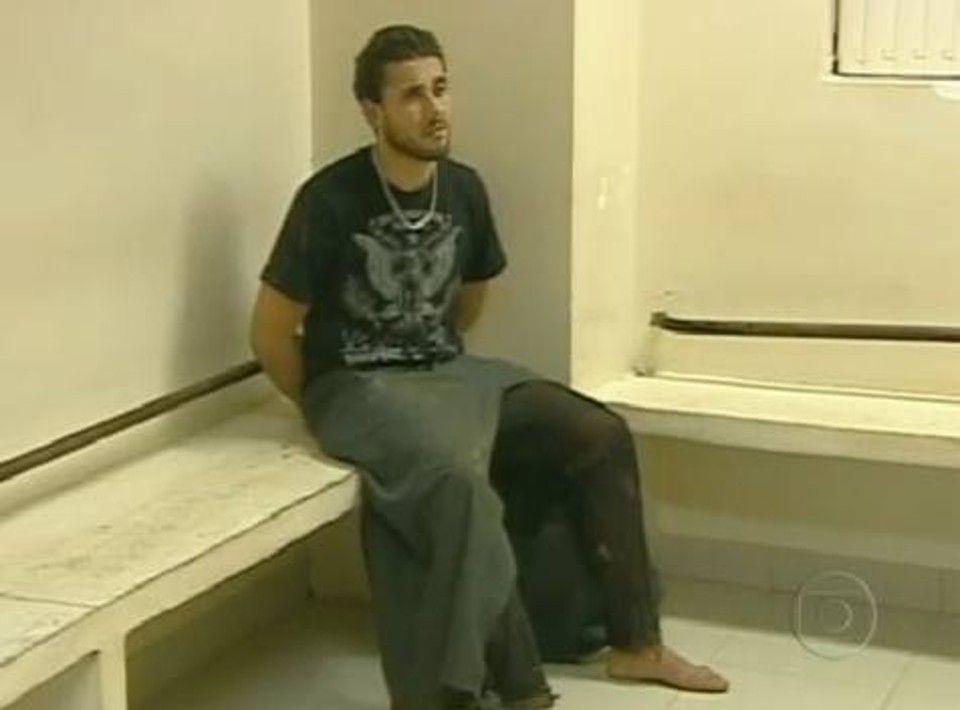 O assassino do cartunista Glauco tentava fugir para o Paraguai quando foi preso em Foz do Iguaçu | Reprodução TV Paranaense