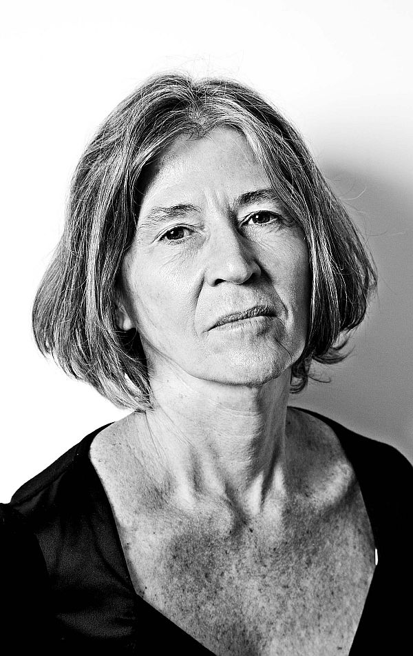 Elvira Vigna: uma voz característica em texto sem firulas, que vai direto ao que interessa | Renato Parada/Divulgação