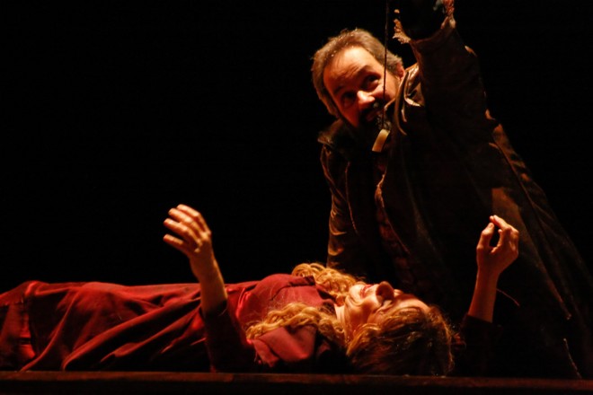 Renata Sorrah e Daniel Dantas em cena de