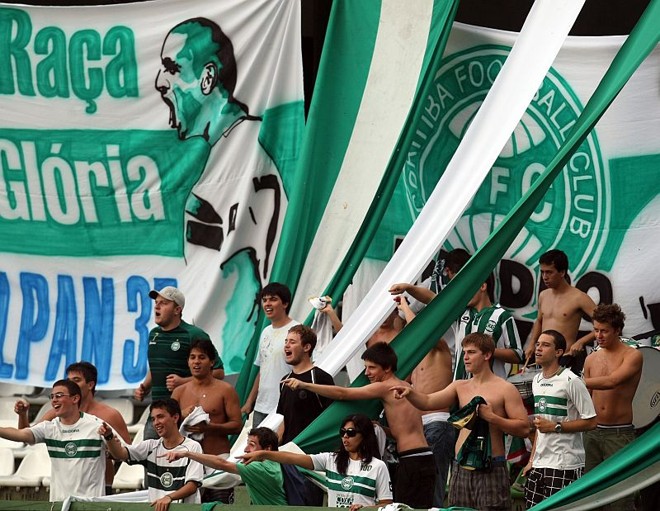 Bandeira para Ariel deu resultado e argentino fez gol pelo segundo jogo seguido | 