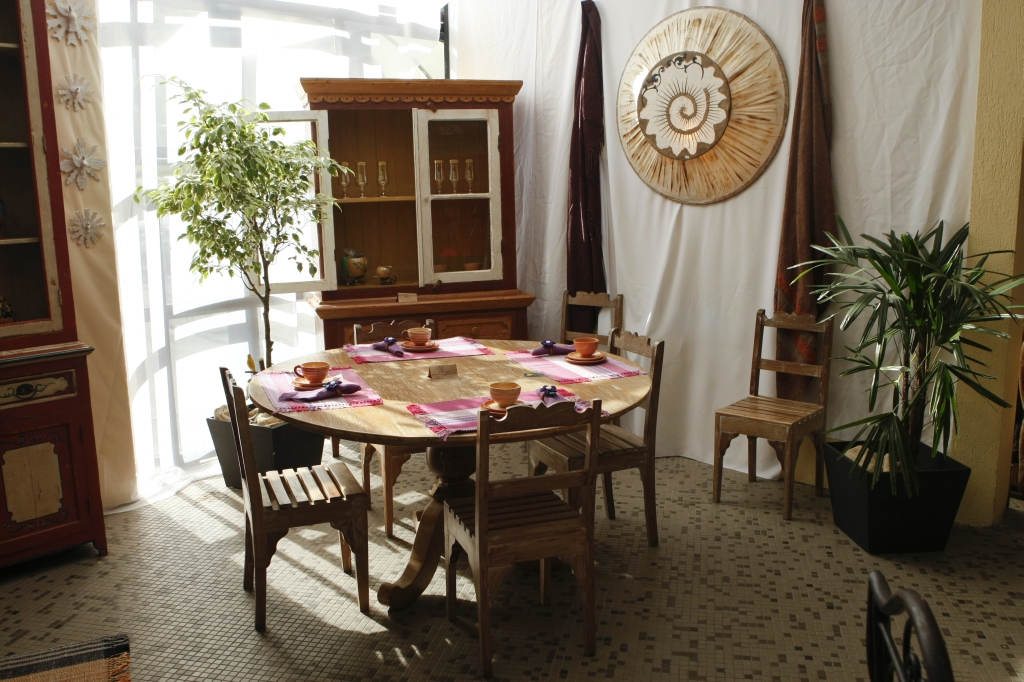 Ambiente decorado com peças vendidas nos estandes da Feincartes | Antônio Costa Gazeta do Povo