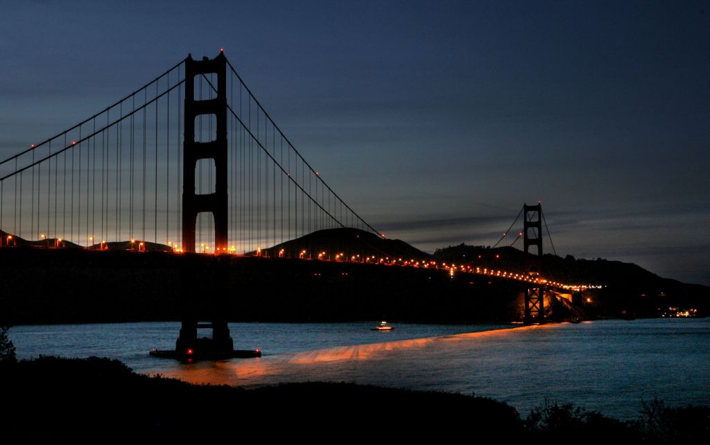 Ponte Golden Gate, em São Francisco, nos EUA: em todo o mundo, 1 bilhão de pessoas deverão aderir ao movimento de apagar as luzes contra o aquecimento global | John Storey/WWF-US