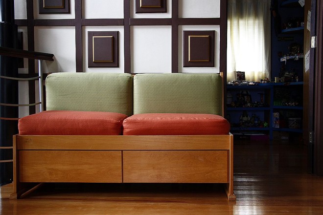 Detalhe do sofá para criança feito a partir do berço de Daniel | 