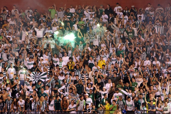 Torcida do Coxa fez a sua festa particular na Arena | 
