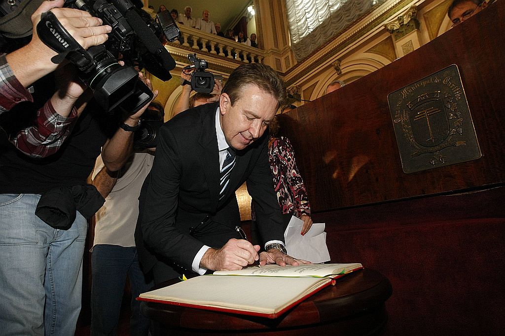 Luciano Ducci: no comando da prefeitura de Curitiba até 2012, com promessa de continuidade | Marcelo Elias/ Gazeta do Povo