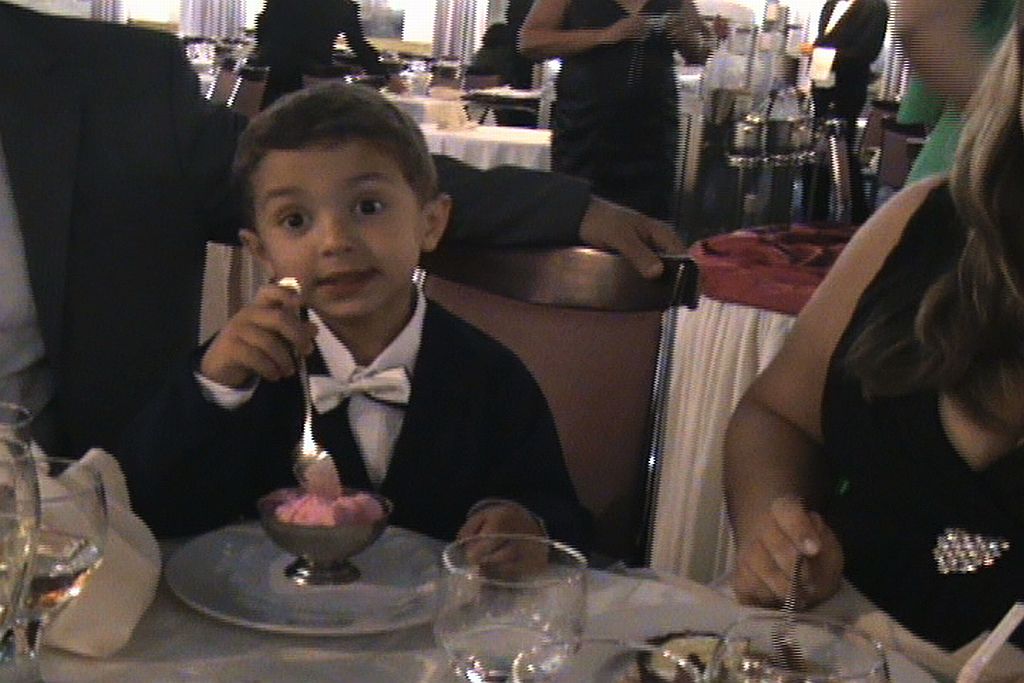 Pacific, de Marcelo Pedroso, discute realidade e imaginário a partir de vídeos produzidos por turistas em um cruzeiro | Divulgação