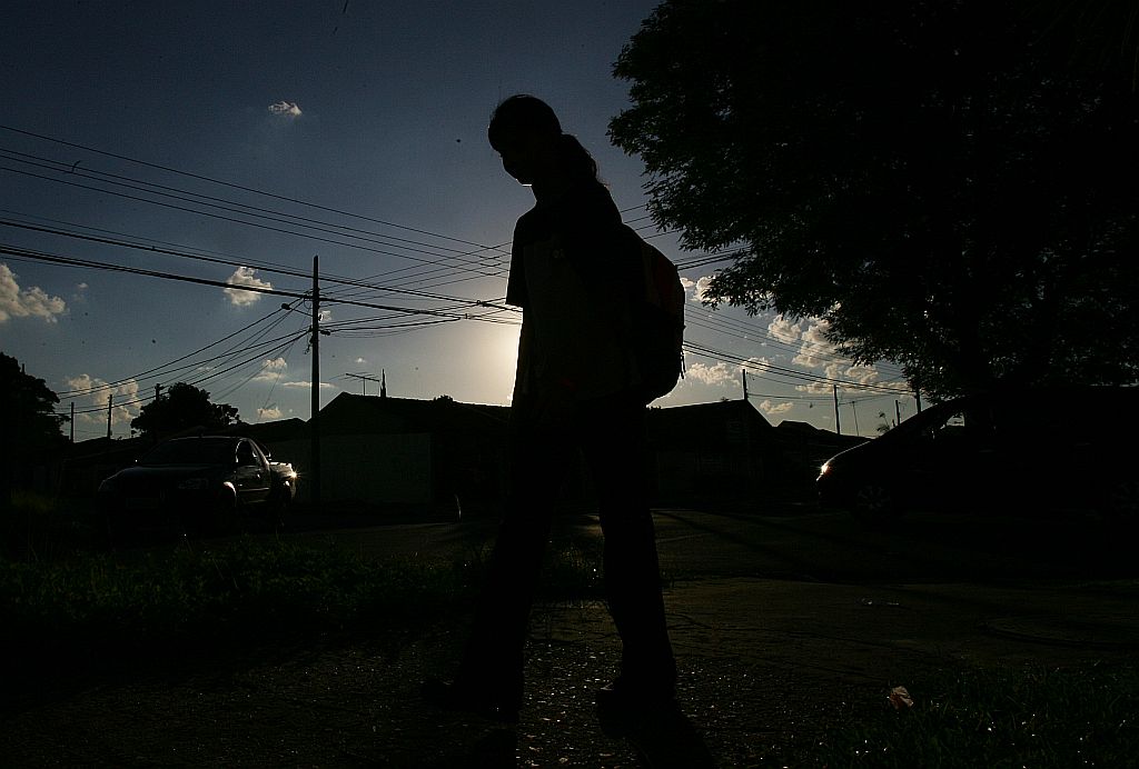 Julieta (nome fictício) ainda empresta dinheiro para colegas que se esquecem das moedinhas em dia de prova | Daniel Castellano/Gazeta do Povo