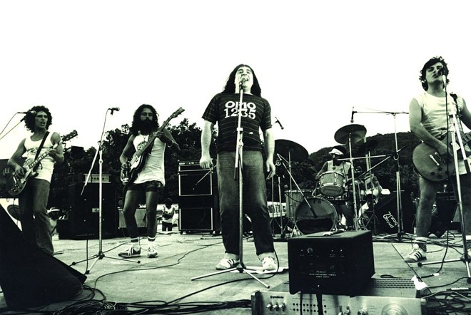 Ivo, à frente da Blindagem, em Guaratuba |