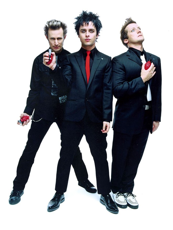 O trio Green Day quis fazer de American Idiot um grito de protesto |