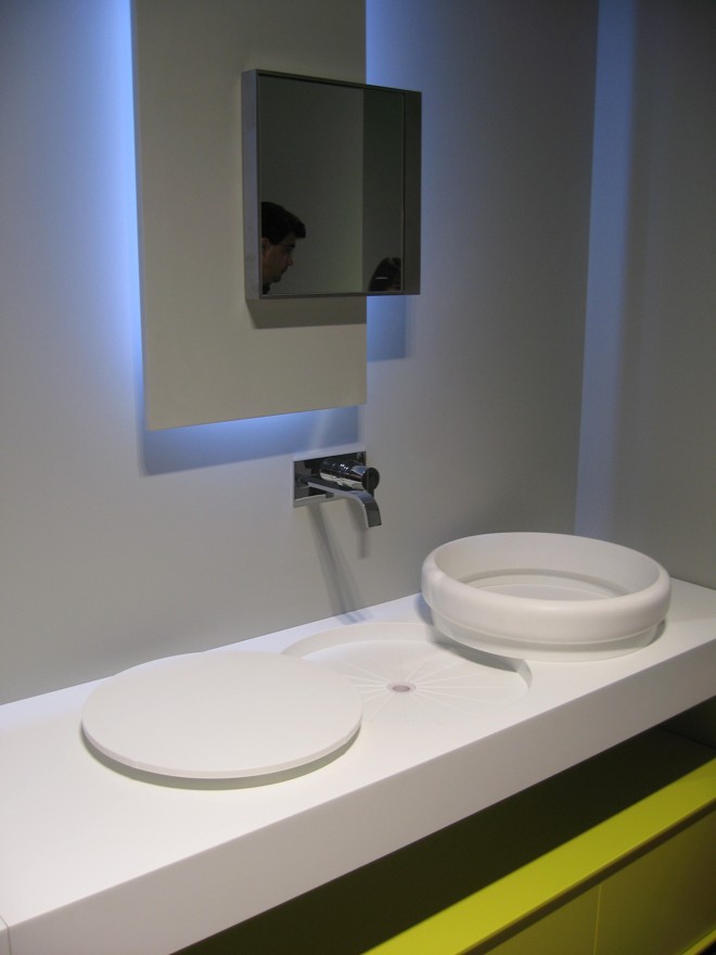 Frame System, da Antonio Lupi: pia removível com três formatos diferentes | 