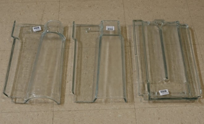 Telhas de vidro Ibravir, nos estilos portuguesa, romana e francesa. R$ 24,90 a unidade na Leroy Merlin |