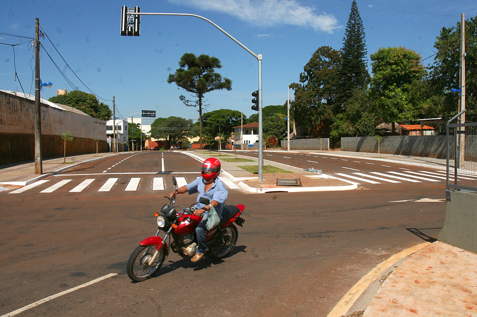 A Avenida Rebouças começa na Avenida Colombo. Antes era interrompida pelos trilhos da ferrovia que corta a cidade no sentido leste-oeste | divulgação/Prefeitura de Maringá
