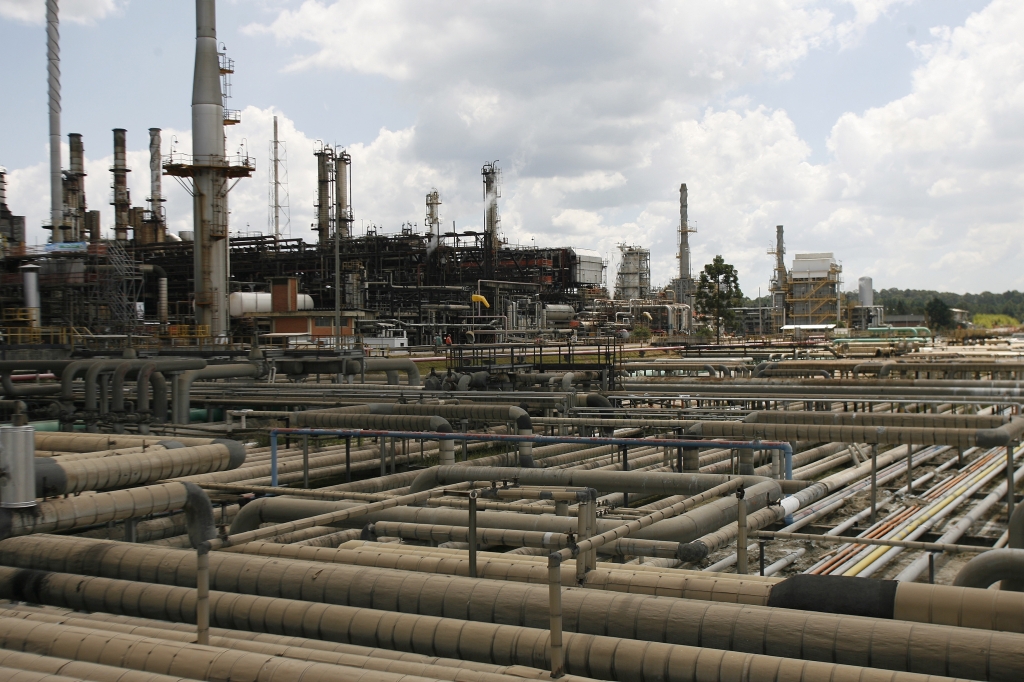 Refinaria da Petrobras em Araucária: estudo setorial vai identificar necessidades da unidade | Jonathan Campos/ Gazeta do Povo
