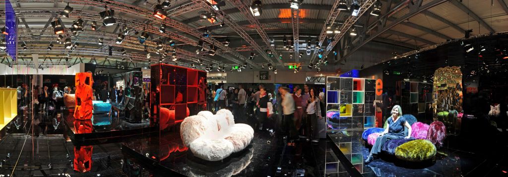 Em 2009, o Salão Internacional do Móvel de Milão recebeu 313 mil visitantes, número recorde | Alessandro Russotti/Cosmit