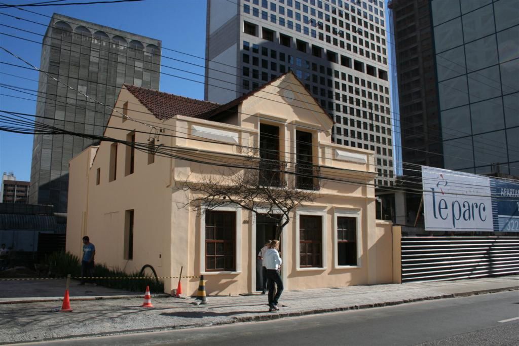 Estrutura da casa foi reforçada e as características arquitetônicas mantidas no projeto do escritório Slomp e Busarello Arquitetos | Fotos: Divulgação