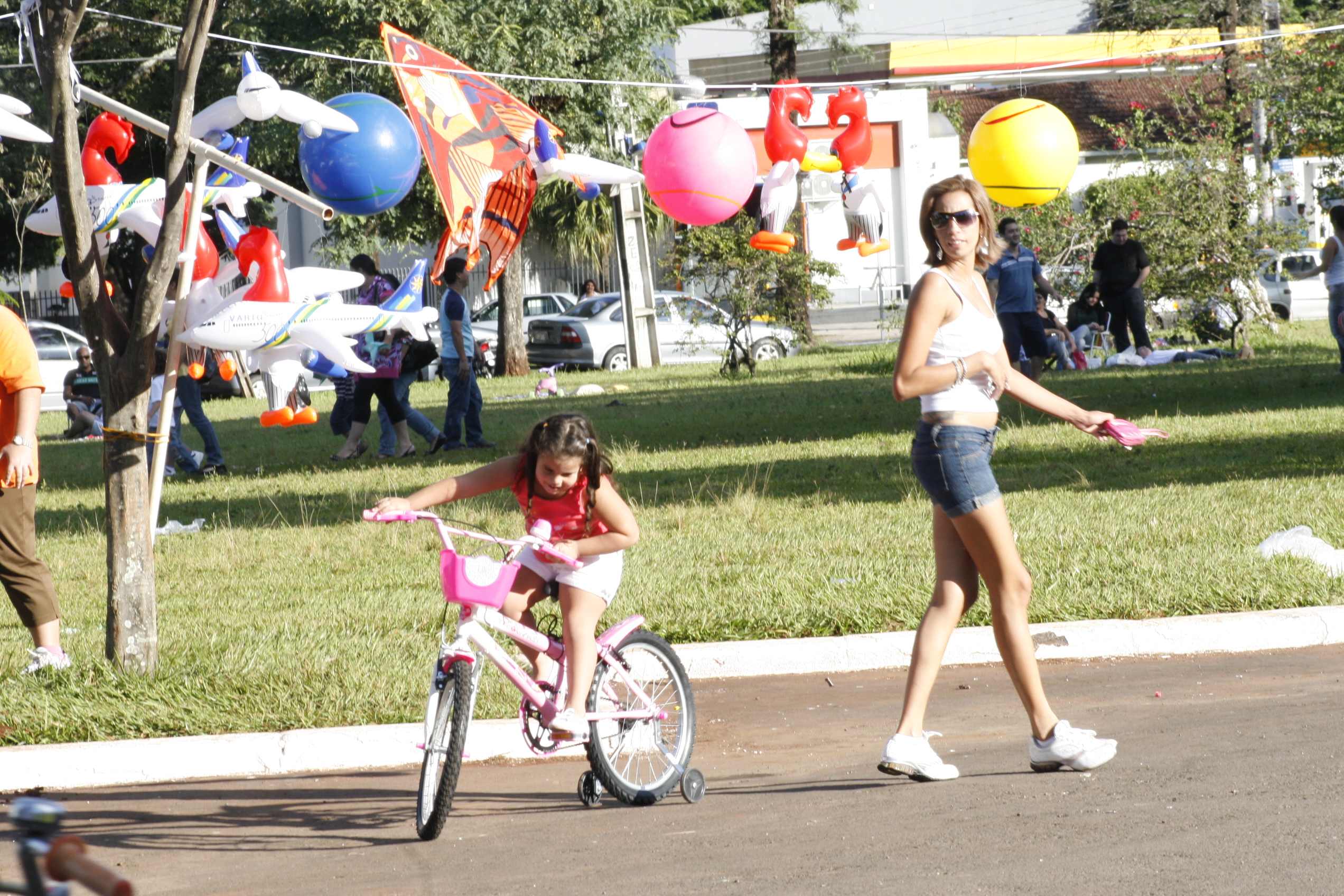Restrição do estacionamento começou no último sábado (10) e deve ser avaliada durante um mês | Roberto Furlan/PMM