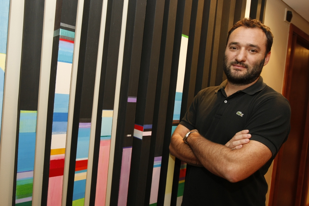 Marcelo Rosenbaum reforçou a ideia de que o mercado em ascensão da classe C também precisa de design bem pensado | Fotos: Rodolpho Bührer/Gazeta do Povo
