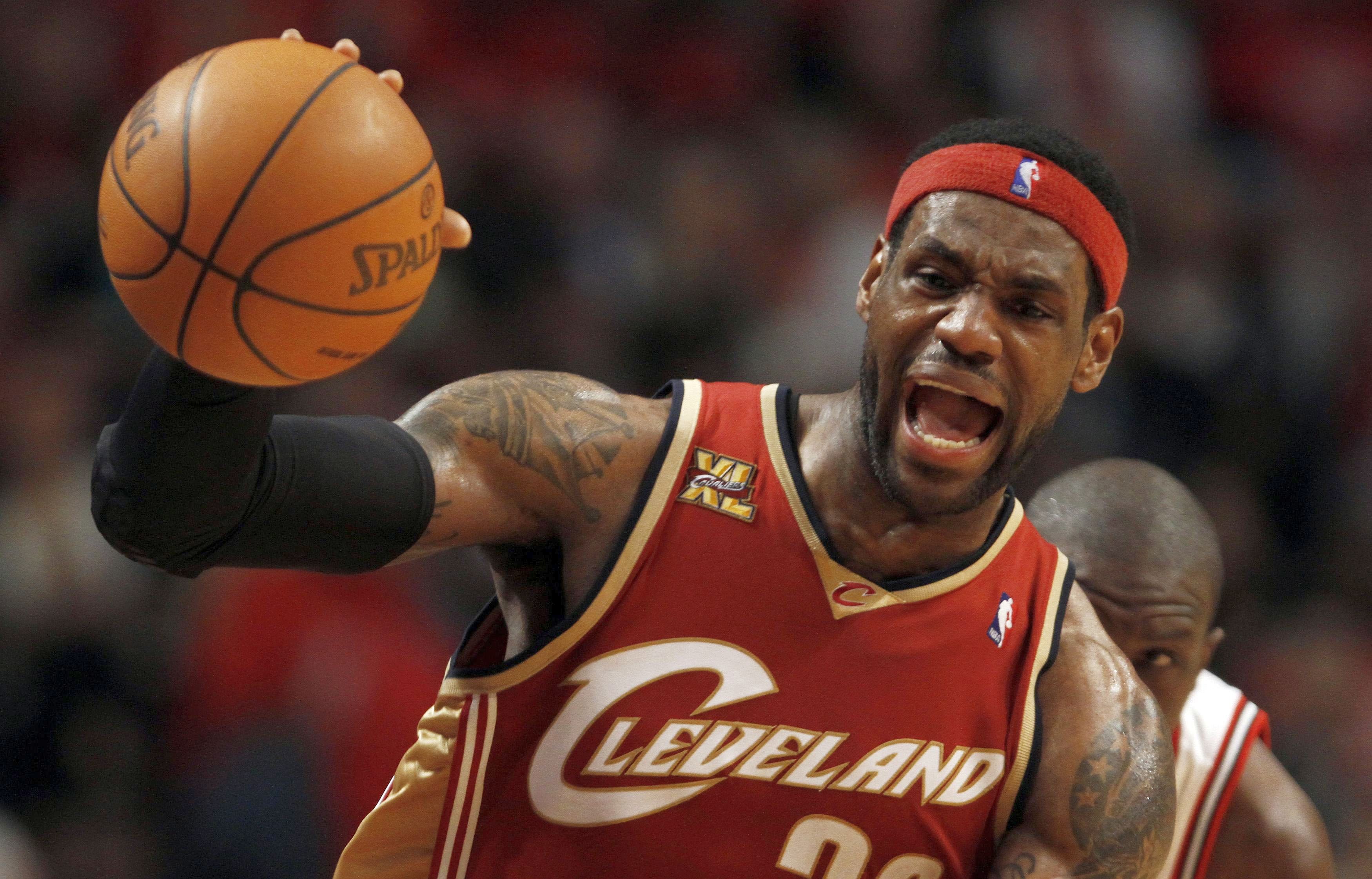 LeBron James dá show em vitória do Cavaliers | John Gress / Reuters