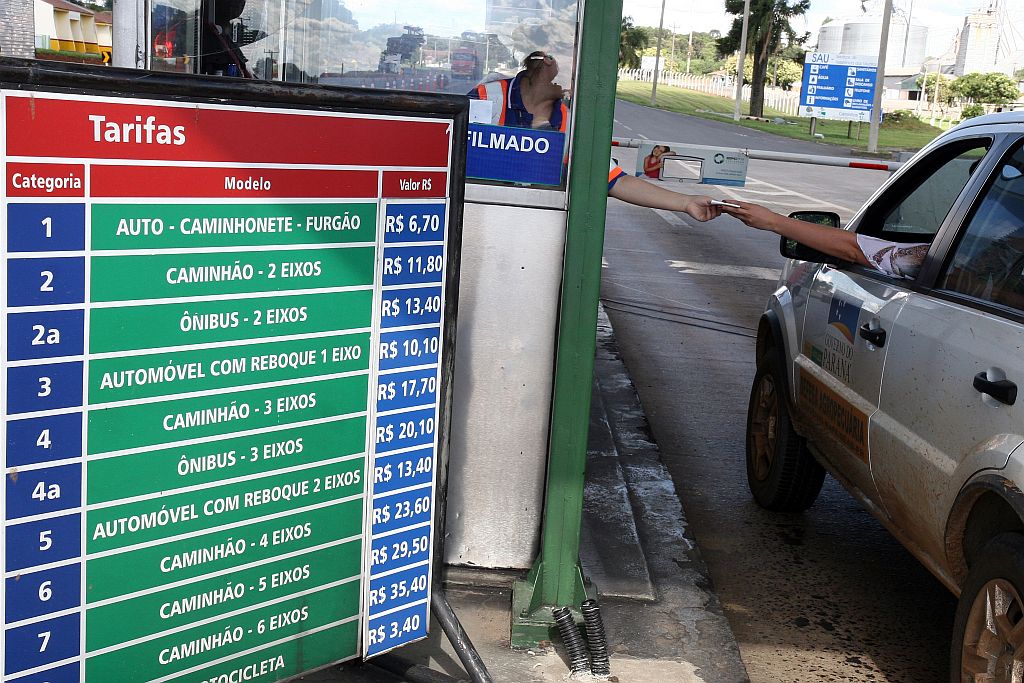 A praça de pedágio separa a cidade de Imbituva de cinco comunidades rurais | Fotos: Celso Margraf