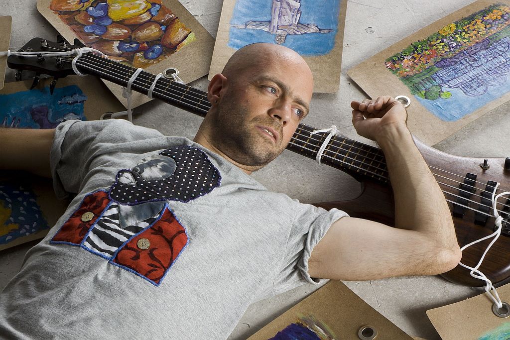 Guinada musical: Glauco Sölter solta a voz e manda o recado | Denis Abruzzo/Divulgação