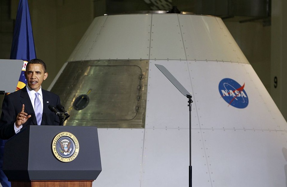 Barack Obama afirmou que o programa espacial não é um luxo, mas uma necessidade, durante visita à base da Nasa na Flórida | Reuters
