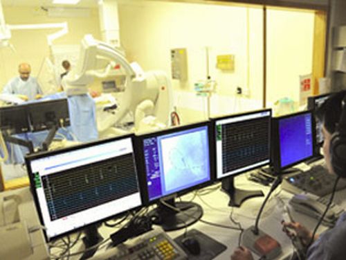 Cirurgia foi controlada com ajuda de computadores | Universidade de Leicester/Divulgação