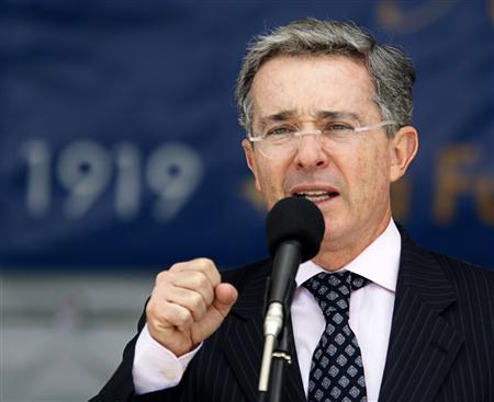 Presidente da Colômbia, Alvaro Uribe, rejeitou a interferência externa em eleição presidencial na Colômbia. 05/11/2009 | Reuters