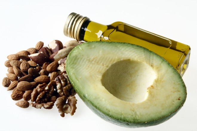 Azeite de oliva, castanhas, nozes, amêndoas e abacate concentram ômega 9 | 