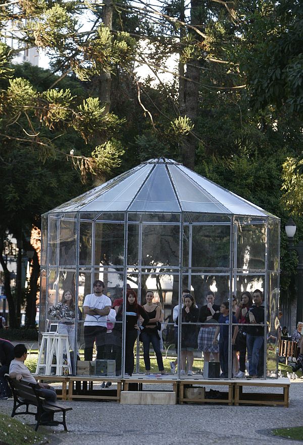 Peça volta na Praça Rui Barbosa | Hedeson alves/Gazeta do Povo