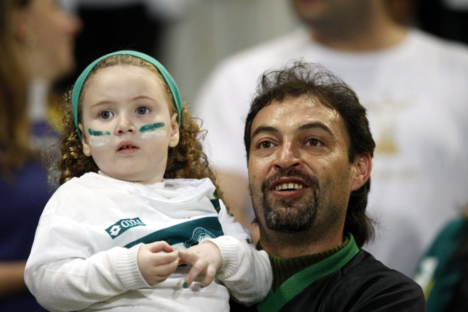 Torcida do Coritiba esteve abaixo do esperado pela diretoria na Arena Joinville | 