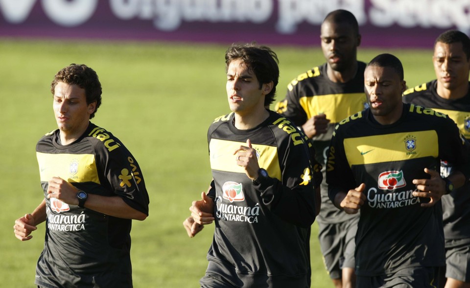 Recuperado de lesão, Kaká treina pela primeira vez | Valterci Santos / Agência de Notícias Gazeta do Povo