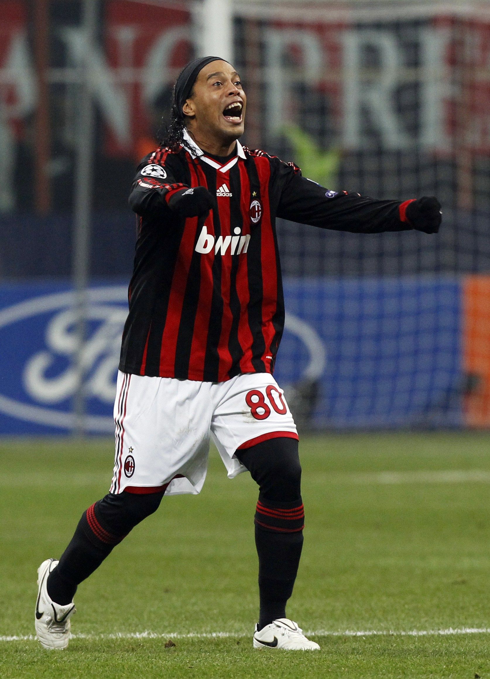 Ronaldinho quer sucesso no Milan, independente do que possa acontecer com a seleção brasileira | Alessandro Bianchi / Reuters