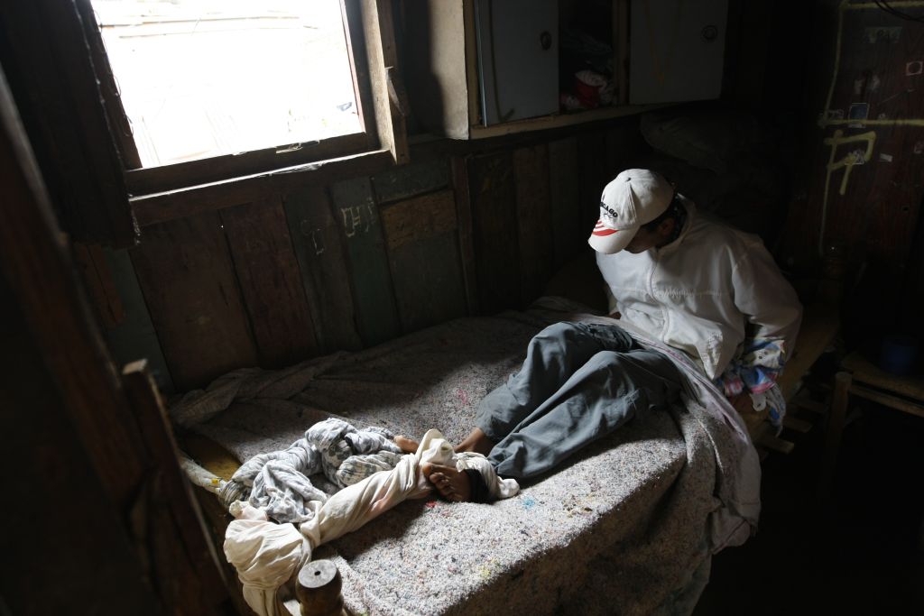 Antes de vir para Curitiba, o adolescente ficou seis meses internado em União da Vitória e fugiu de uma clínica em Curitiba | Marcelo Elias/Gazeta do Povo