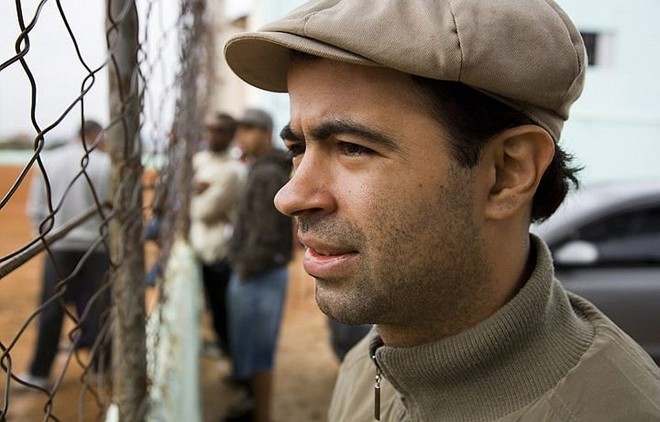 Rodrigo Campos: multi-instrumentista |