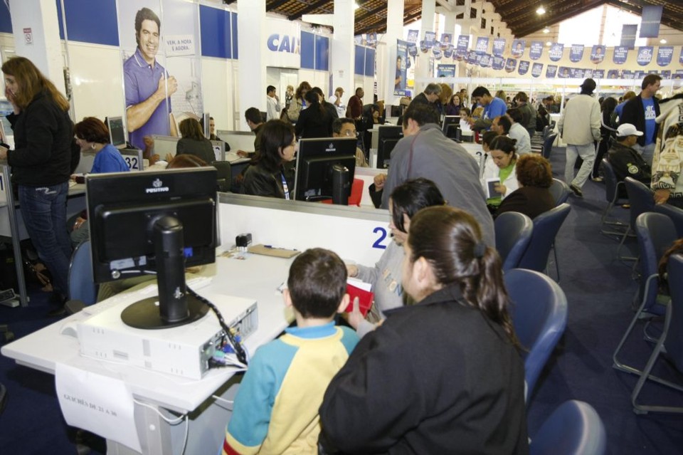 Feirão da Caixa começa nesta sexta-feira (14) e oferece 15 mil imóveis | Ivonaldo Alexandre/ Gazeta do Povo
