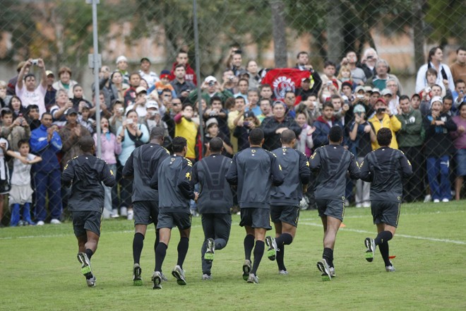 Jogadores ganharam um incentivo a mais nos treinos desta segunda-feira |