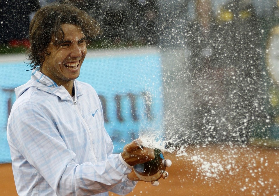 Rafael Nadal vence Federer em Madri e supera André Agassi em títulos de Masters 1000 | Juan Medina / Reuters