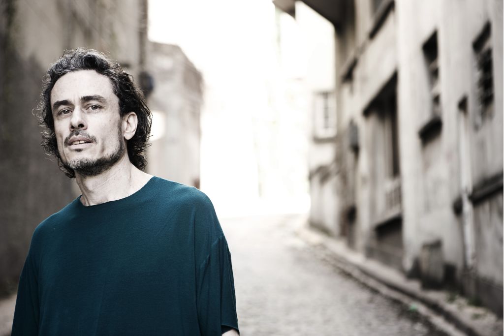 Os meus livros mostram personagens no limite, mas isso não foi intencional. Depois de quatro obras me dou conta desse fato, diz Guilherme Fiuza | Daryan Dornelles/Divulgação.