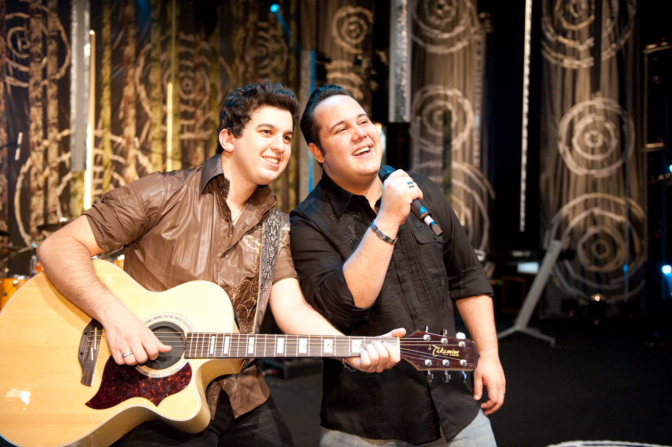 A dupla Jeann e Julio é a primeira a se apresentar na edição deste ano da Expoingá | Divulgação