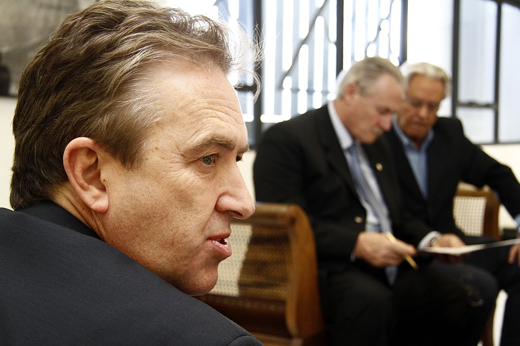 O prefeito Luciano Ducci: liberado para fazer campanha para Beto Richa, mas impedido de subir no palanque de José Serra | Daniel Derevecki/Gazeta do Povo