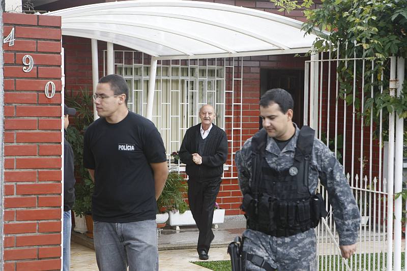 O diretor da gráfica da Assembleia Legislativa, Luis Carlos Monteiro, foi buscado em casa pela polícia | Aniele Nascimento / Agência de Notícias Gazeta do Povo