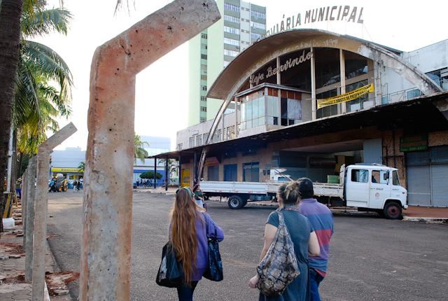 Além do documentário, o Fórum Maringaense pelo Dierito à Cidade pretende colocar mensagens de despedida, flores, faixas e cartazes | Fábio Dias