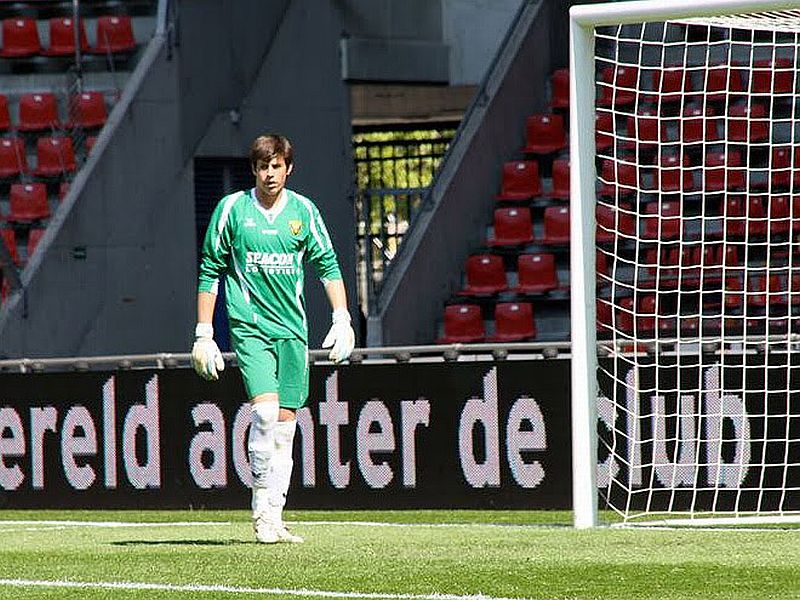Caio Secco em ação no amistoso contra o PSV: chances de ir para a Holanda em definitivo existem | Divulgação/VVV Venlo