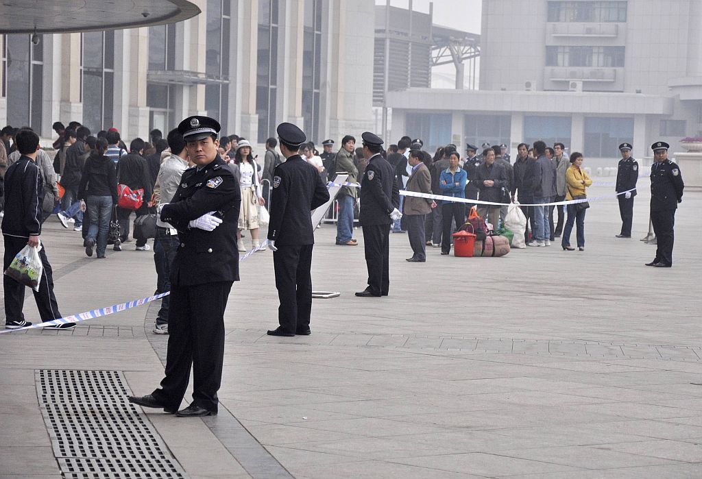 Segurança foi reforçada em locais por onde passaria o presidente norte-coreano. Presença de Kim Jong Il no páis não foi confirmada pelo governo chinês | Reuters