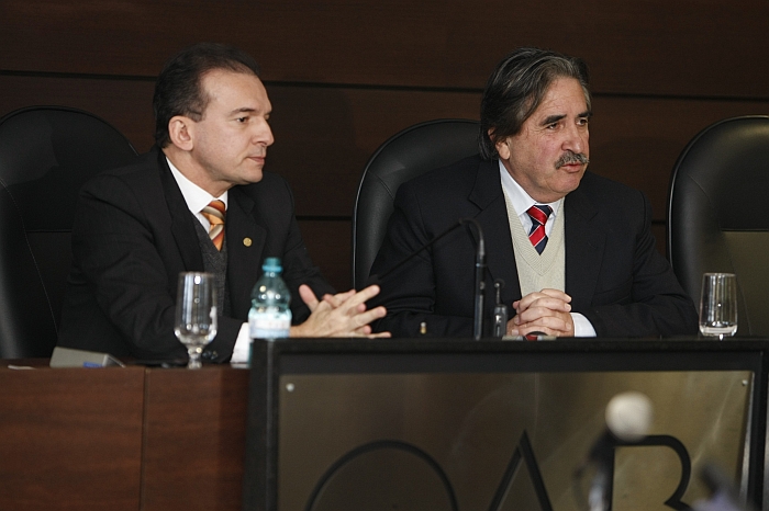 Ophir Cavalcanti e José Lucio Glomb falam sobre O Parana que Queremos e antecipam informações sobre a manifestação programada para as 18h na Boca Maldita | Aniele Nascimento / Agência de Noticias Gazeta do Povo