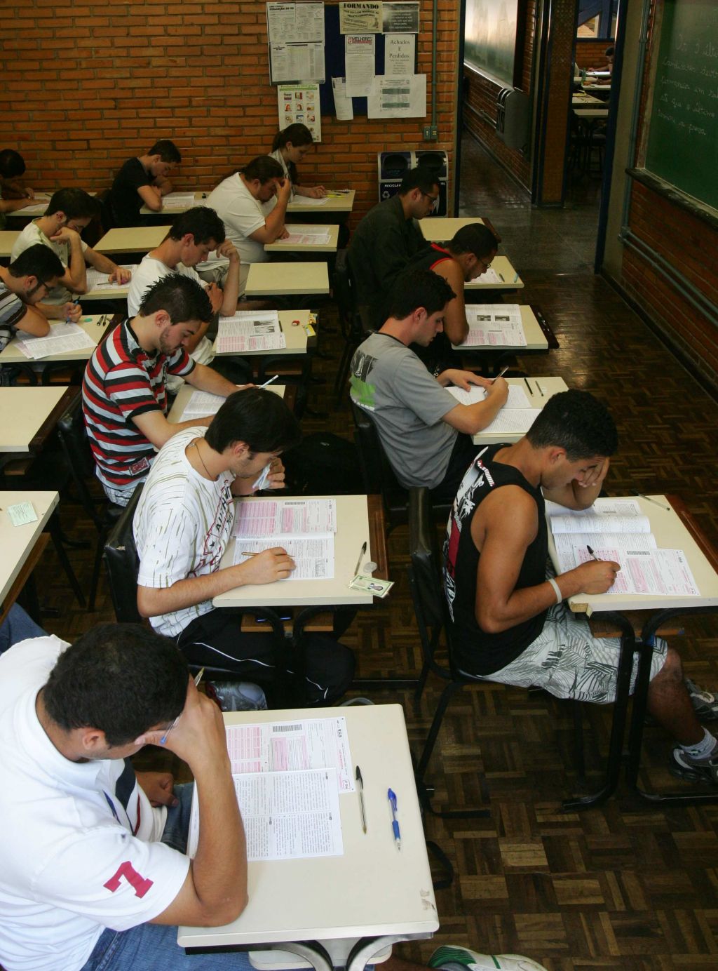 Só quem fez o Enem de 2009 terá direito a se inscrever no Sisu de inverno | Daniel Castellano/Gazeta do Povo